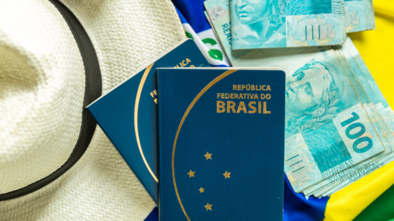 Brasil começa a discutir autorização eletrônica de viagem: o que isso pode mudar para brasileiros em voos internacionais
